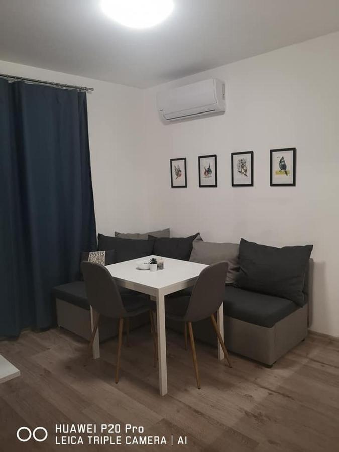 Breezy Studio 5 Warna Exterior foto